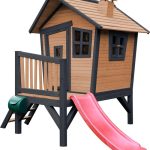 speelhuisje buiten