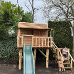 speelhuisje buiten