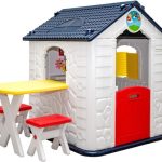 speelhuisje buiten